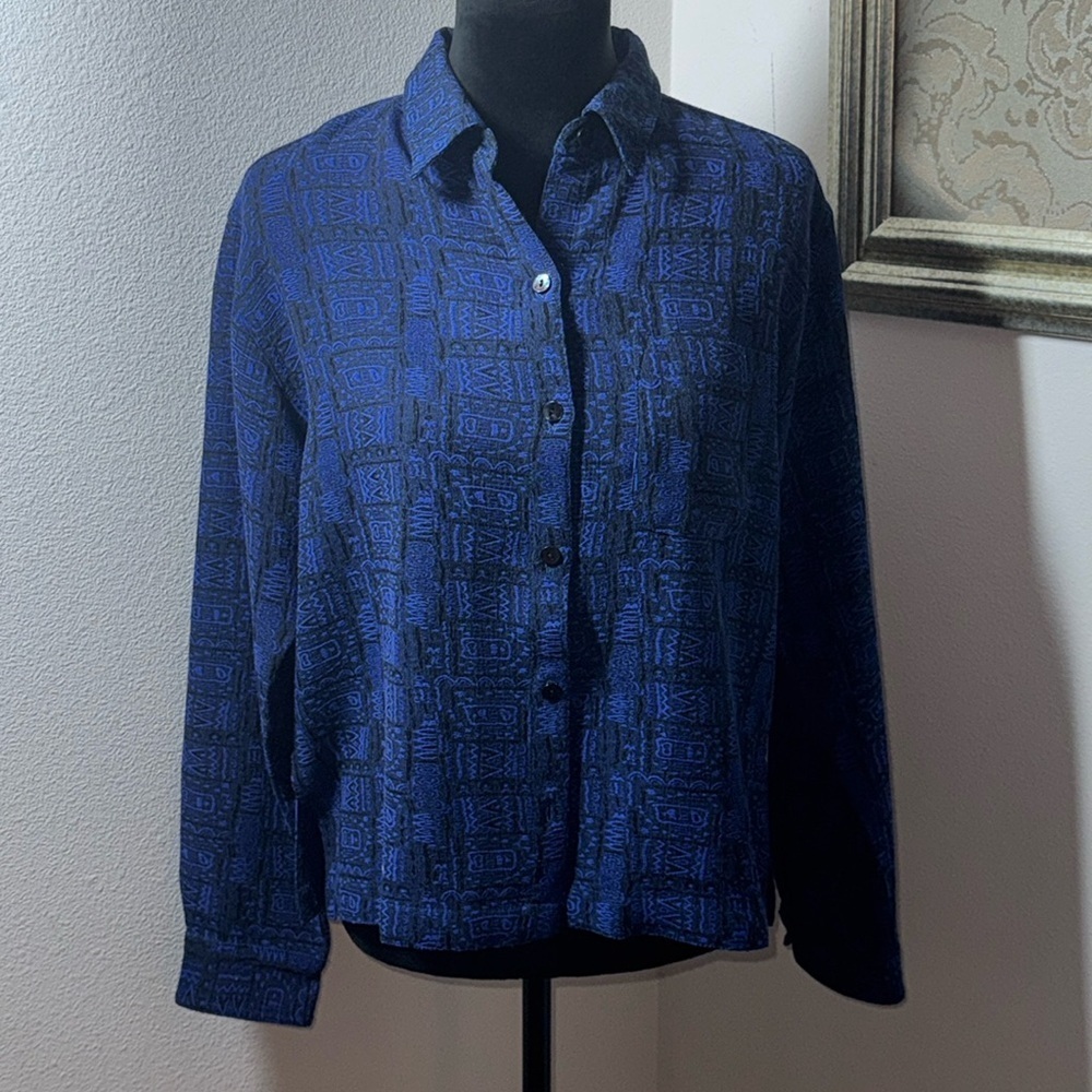 Chico’s Sz S buttoned Down textured blue black women’s shirt blouse